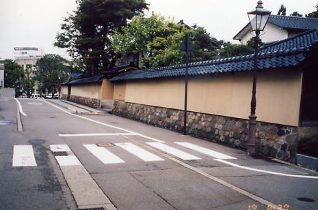 金沢観光(土塀の残る街、金沢)